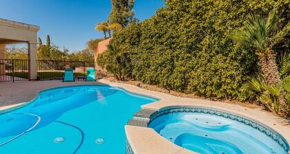 Dog-friendly golf course home with pool, spa, pool table, WiFi & Peloton