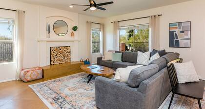 Dog-friendly golf course home with pool, spa, pool table, WiFi & Peloton