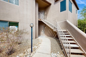Exterior detail - Dog-friendly house close to recreation center with shared pool & hot tub, AC (Tucson)