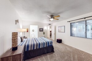 2 bedrooms, desk, iron/ironing board, free WiFi - Dog-Friendly Home near Downtown with Private Patio, Gas Grill, Central A/C, W/D (Sun City)