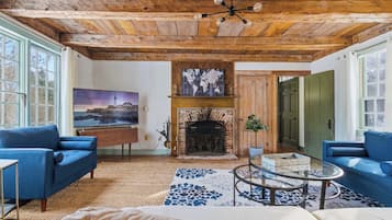 House, Multiple Beds, Patio, Garden View (Salt Meadow Farm) | Living area