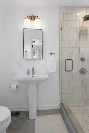 Nicht klassifiziertes Bild, 4 von 30, Schaltfläche