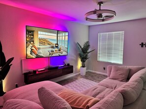 Living area - Condo Next to Empire Polo Fields, Perfect Coachella & Stagecoach Stay (Indio)