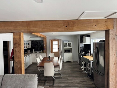 The Little Stag - Waterfront Retreat in Nominingue