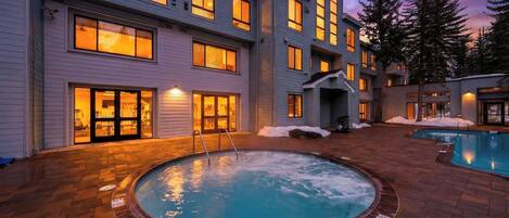 Apartment (3 Bedrooms) | Front of property