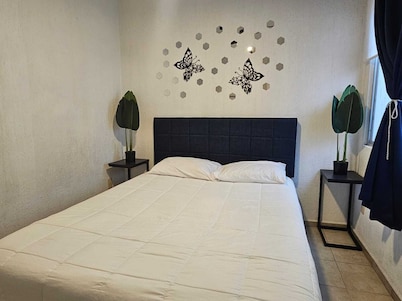 Serene 2-bedroom house in Morelia perfect for relaxing getaways
