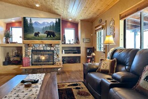 Unclassified image, 2 of 105, button - Updated Spacious Cabin W/View of Wild Horses! (Overgaard)