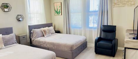 Tabla de planchar con plancha y internet