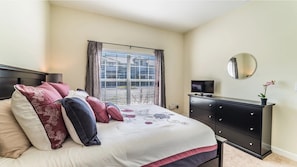 Bügeleisen/Bügelbrett, Bettwäsche