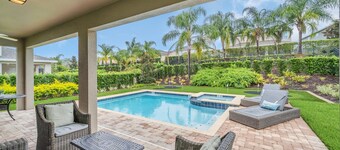 Modern 6BR Villa / Games Room/ Private Pool & Spa/10 Min to Disney