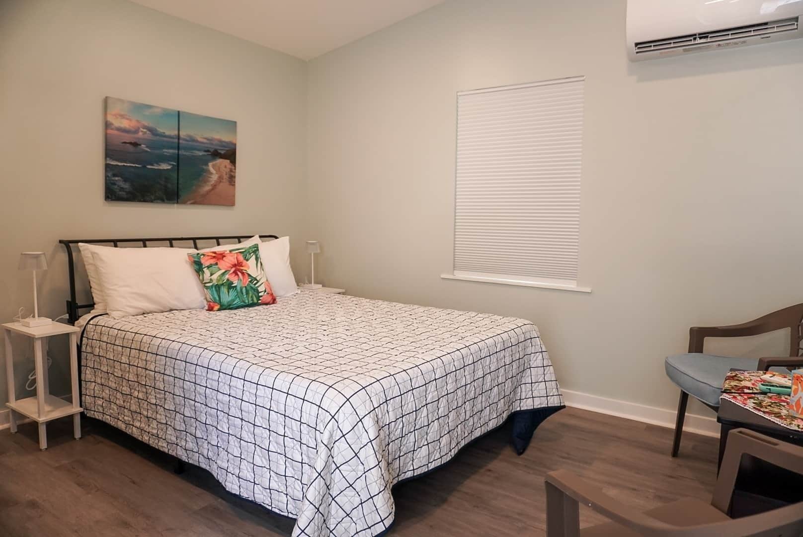 Fer et planche à repasser, Wi-Fi gratuit, draps fournis