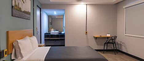 Standard Double Room | Desk, laptop workspace, free WiFi, bed sheets
