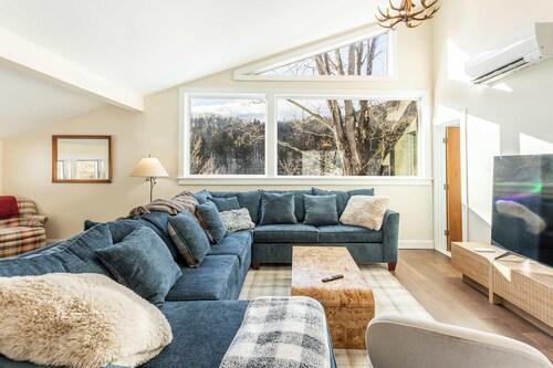 Mountain View Retreat, 9 Min to Killington