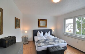 Cuna de viaje y wifi gratis 