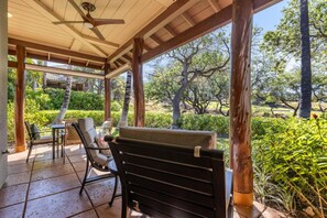 Terrace/patio - Mauna Lani Golf Front Retreat | Beach Club | Sleeps 8 (Waimea)