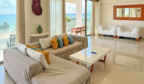 Luxury Penthouse, 2 Bedrooms, Kitchen, Beach View | Living area | Toys - Grand Boréna Hotel Boutique (Playa del Carmen)