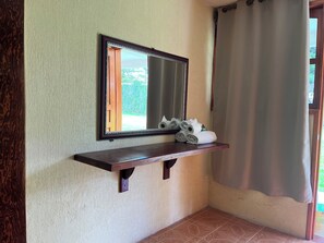 Chambre Double Classique, vue jardin | Intérieur