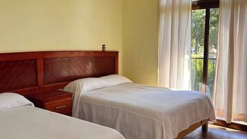 Family Triple Room | Free WiFi