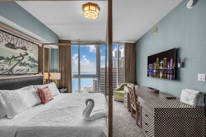 2 bedrooms, desk, iron/ironing board, travel cot - Sky-High Water Views | Icon Brickell 2BR (Miami)