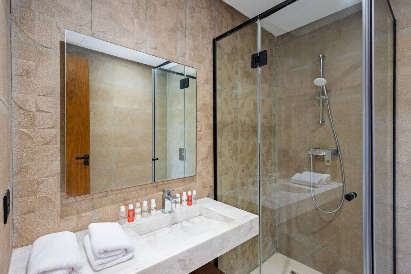 Hair dryer, towels