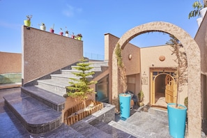 Terrace/patio - Paradise Found | Stunning Oceanfront Hideaway (Mirleft)