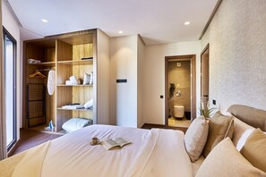 2 bedrooms, desk, iron/ironing board, travel cot - Sleek and Modern 2-Bed Unit in Downtown Casa (Casablanca)