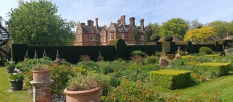 Charming 3-bedroom country house in peaceful Lynsted getaway