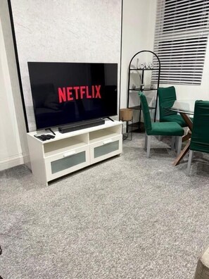 House, 3 Bedrooms | Room amenity - Cozy Haven Near Glenfield & LRI Hospitals (Leicester)