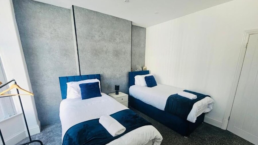 Cozy Haven Near Glenfield & LRI Hospitals