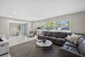 TV connectée, livres, imprimantes