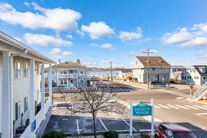 Exterior - Downtown Condo Close to the Boardwalk with a Pool (Ocean City)