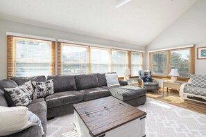 TV, offices - Beach Club Access, Sound and Golf Course Views! (Nags Head)