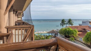 Panoramic Apartment | Pemandangan dari bilik