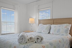 2 bedrooms, iron/ironing board, free WiFi, bed sheets - Beachside Cottage- Pet Friendly (Oak Island)