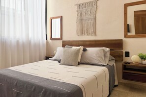 2 chambres, fer et planche à repasser, Wi-Fi, draps fournis