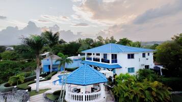 Comfort-Villa, Buchtblick