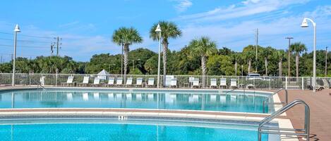 Condo, 1 King Bed with Sofa bed (Ariel Dunes II 607) | Pool