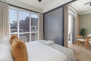 1 Schlafzimmer, Zimmersafe, Bügeleisen/Bügelbrett, Internetzugang