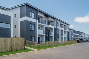 Exterior - Bliss Ballito | Comfort and Style 2x Bedroom (Dolphin Coast)