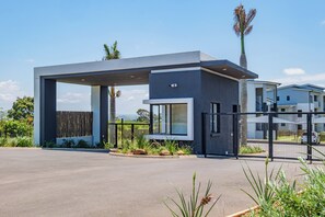 Exterior - Bliss Ballito | Comfort and Style 2x Bedroom (Dolphin Coast)