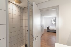 Shower, hair dryer, towels, soap - Dolce Vita | Designer Sea Point Apartment (Cape Town)