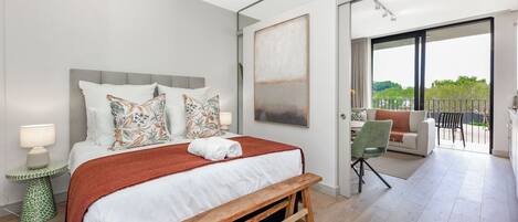 1 bedroom, in-room safe, iron/ironing board, Internet