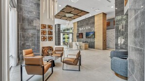 Lobby - Nashville KING BED, Gym, Rooftop Pool, Parking (Nashville)