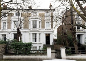 Exterior - Bright 1BR Near Notting Hill & Portobello - Pass the Keys (London)