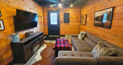 Montebello saloon #2