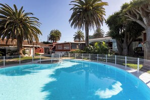 Unclassified image, 2 of 50, button - Home2Book Colonial Luxury Villa with Pool (Tacoronte)