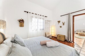 Fer et planche à repasser, Wi-Fi, draps fournis