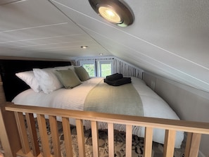 2 bedrooms, iron/ironing board, travel crib, free WiFi