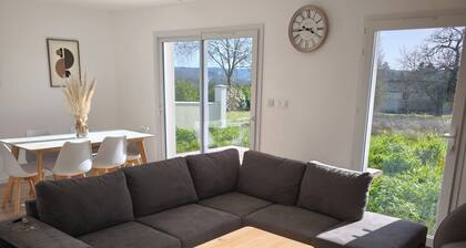 Cocon de la Vallée Family home