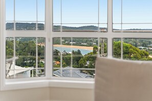 Interior - Copa Azure by Coast Hosting (Copacabana)